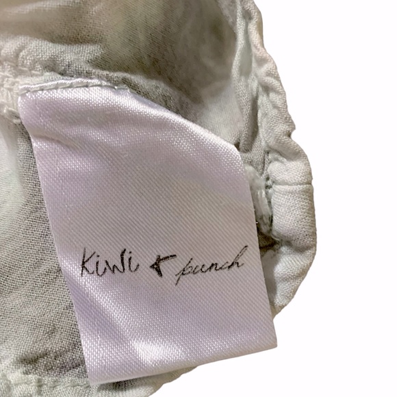 2 Piece Kiwi + Punch Set Crop Top and Flare Pants Size Small - Picture 7 of 7